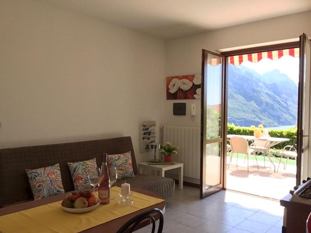 リーヴァ・ディ・ソルトIrina'S House With View On Like And Swimming Poolアパートメント エクステリア 写真
